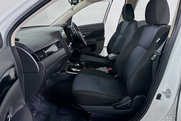 2021 Mitsubishi OUTLANDER ES 7 SEAT (AWD) ZL MY21