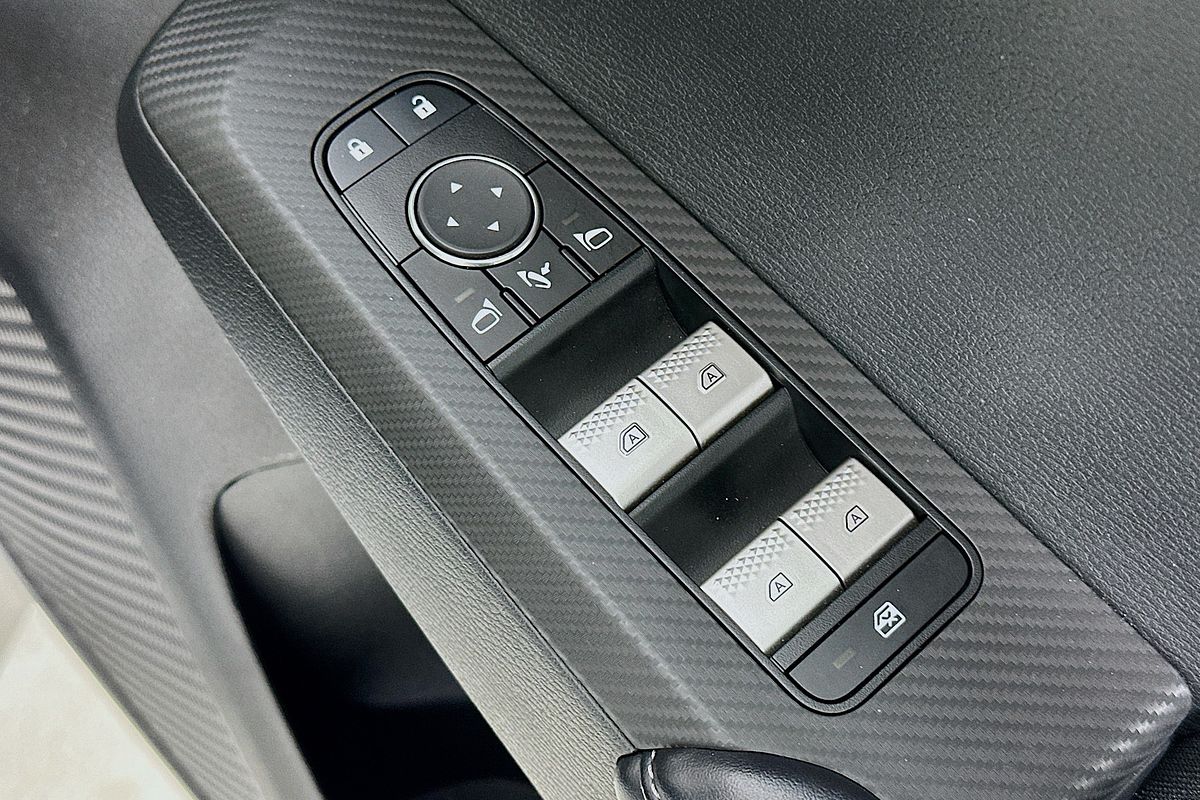 2024 Mitsubishi OUTLANDER LS 7 SEAT (2WD) ZM MY24