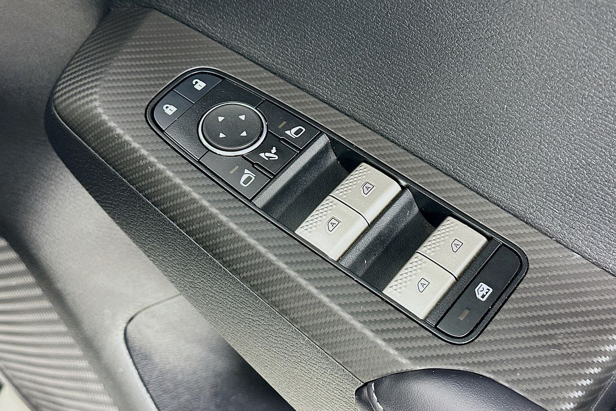 2024 Mitsubishi OUTLANDER LS 7 SEAT (2WD) ZM MY24
