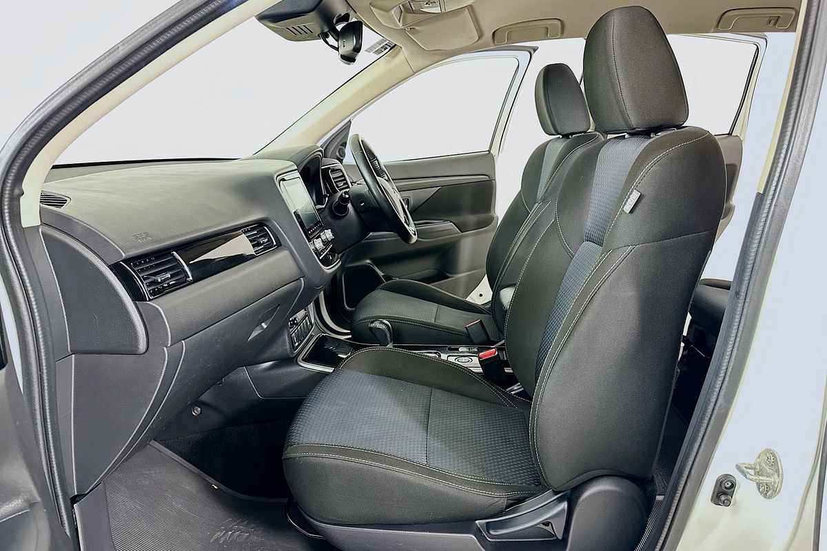 2021 Mitsubishi OUTLANDER ES 7 SEAT (AWD) ZL MY21