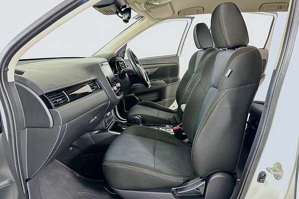 2021 Mitsubishi OUTLANDER ES 7 SEAT (AWD) ZL MY21