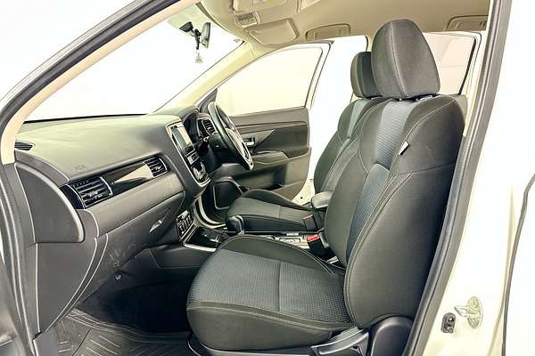 2019 Mitsubishi OUTLANDER ES 7 SEAT (AWD) ZL MY19