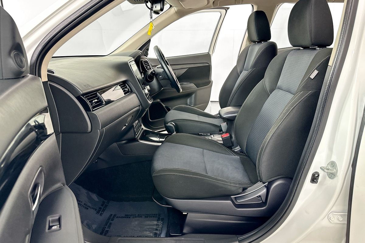 2021 Mitsubishi OUTLANDER ES 7 SEAT (AWD) ZL MY21