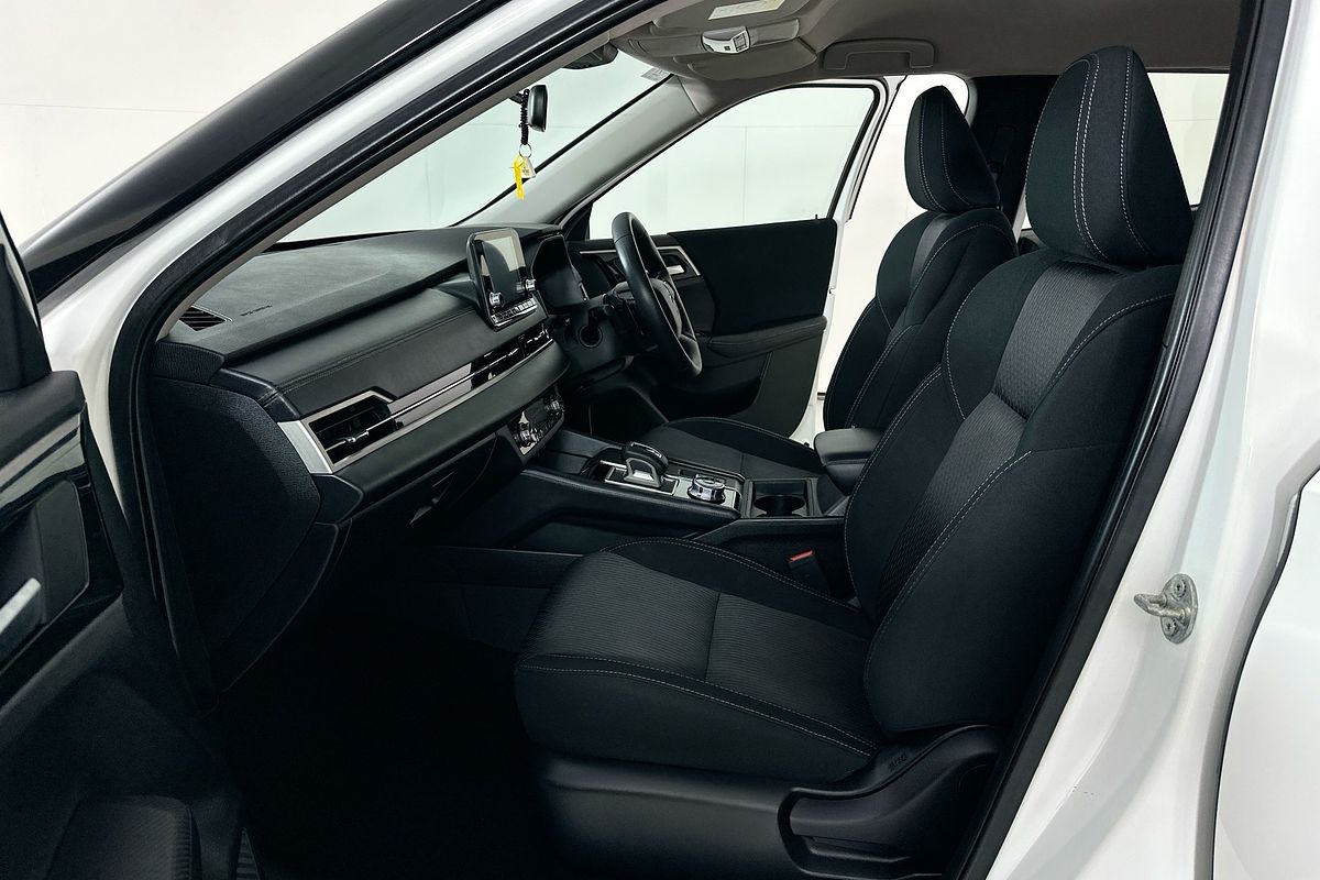 2023 Mitsubishi OUTLANDER ES 7 SEAT (2WD) ZM MY23