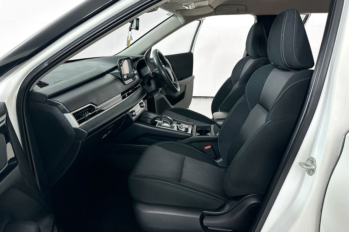 2023 Mitsubishi OUTLANDER ES 7 SEAT (2WD) ZM MY23