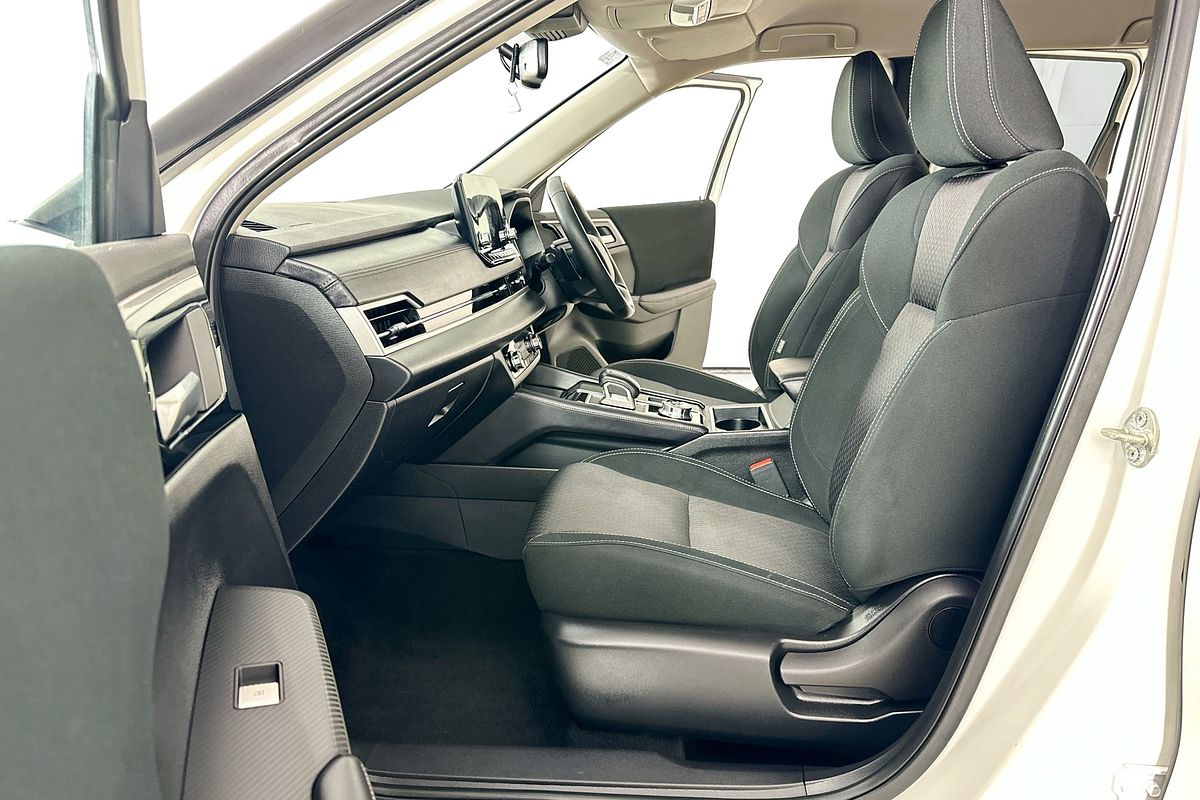 2023 Mitsubishi OUTLANDER LS 7 SEAT (2WD) ZM MY23
