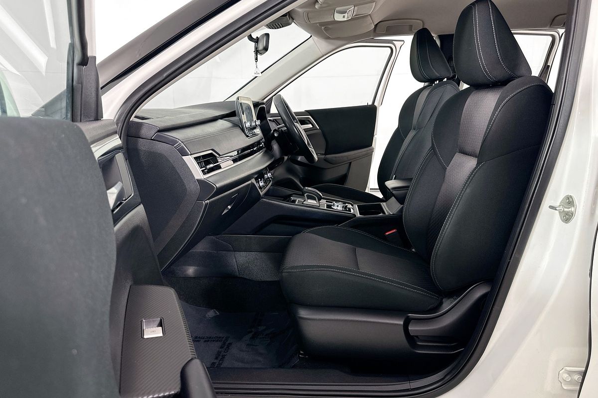 2023 Mitsubishi OUTLANDER ES 7 SEAT (2WD) ZM MY23