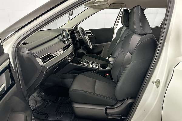 2023 Mitsubishi OUTLANDER ES 7 SEAT (2WD) ZM MY23