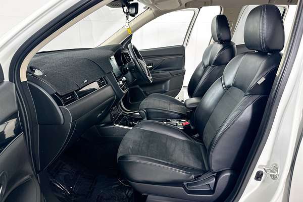 2020 Mitsubishi OUTLANDER LS 7 SEAT (2WD) ZL MY20