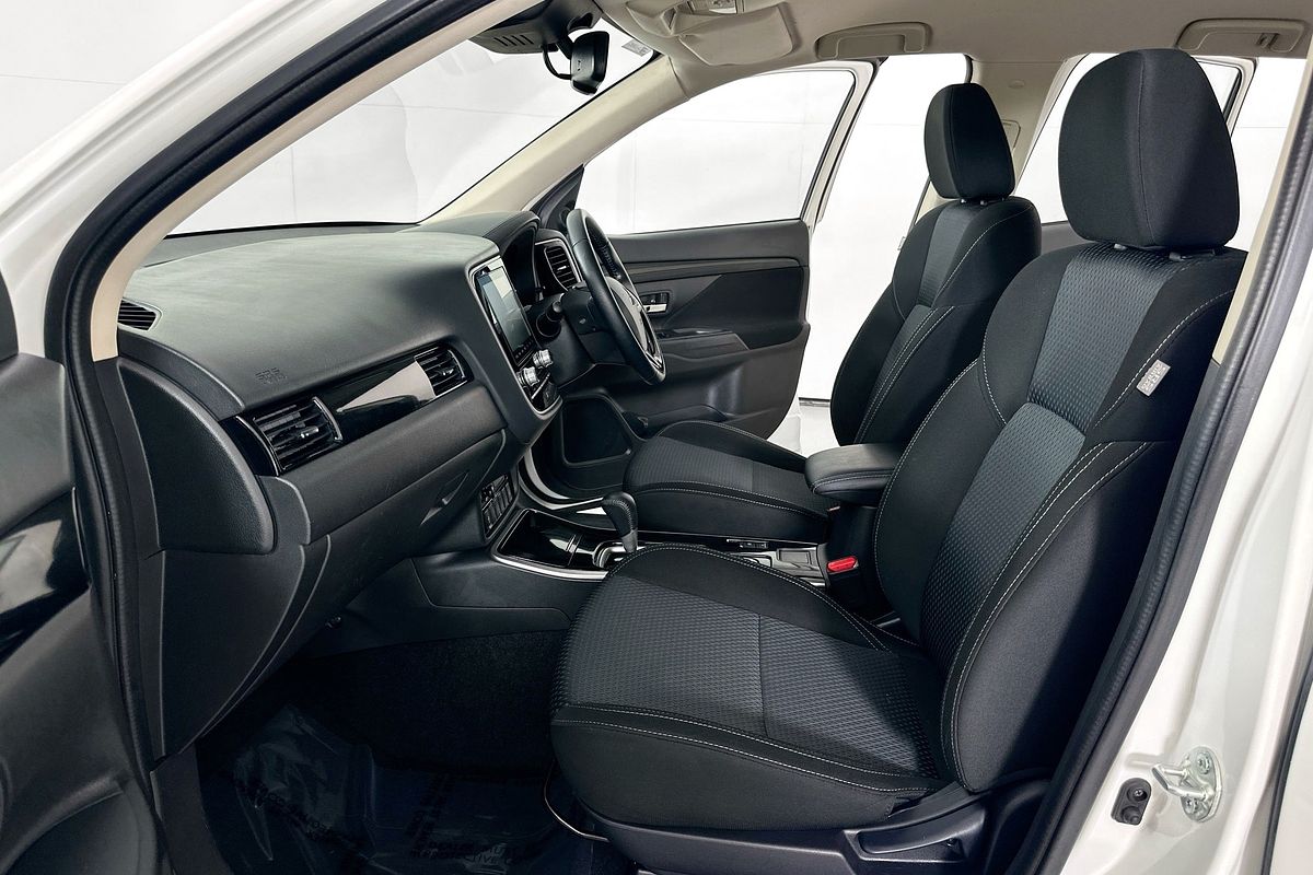 2021 Mitsubishi OUTLANDER ES 7 SEAT (AWD) ZL MY21