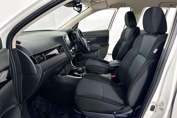 2021 Mitsubishi OUTLANDER ES 7 SEAT (AWD) ZL MY21