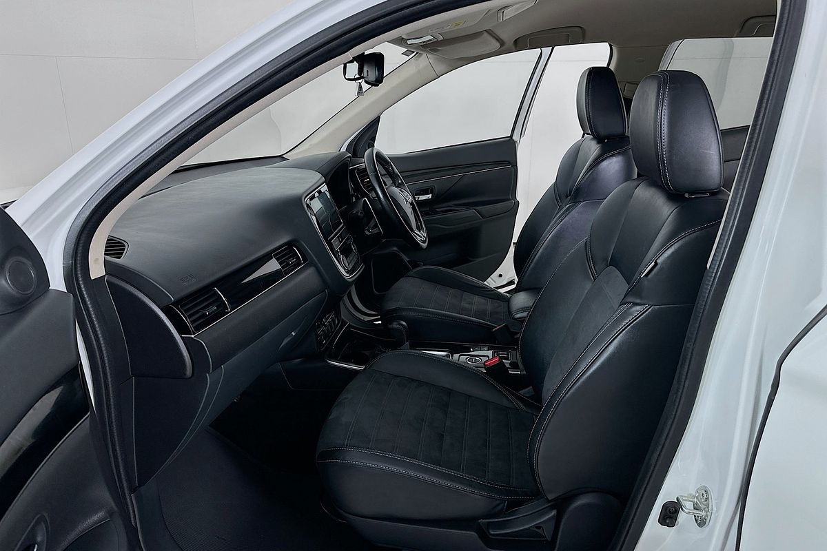 2018 Mitsubishi OUTLANDER LS 7 SEAT (AWD) ZL MY19