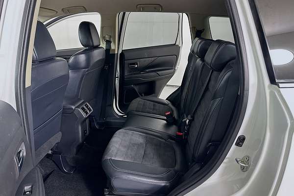 2021 Mitsubishi Outlander LS ZL