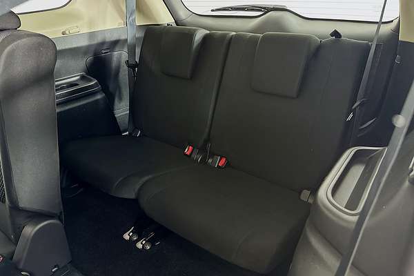 2017 Mitsubishi OUTLANDER LS SAFETY PACK (4x4) 7 SEATS ZK MY17