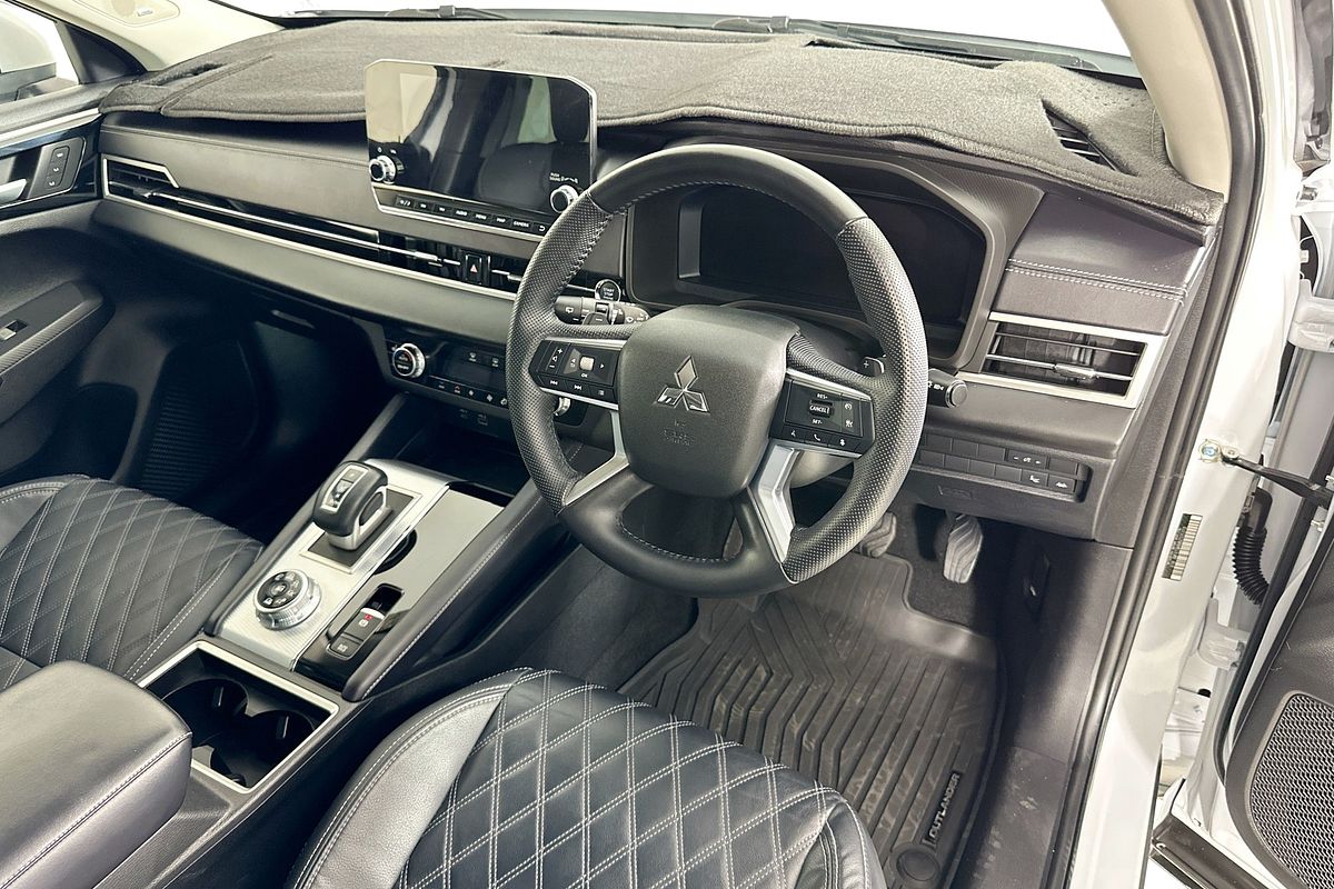 2022 Mitsubishi OUTLANDER EXCEED 7 SEAT (AWD) ZM MY22