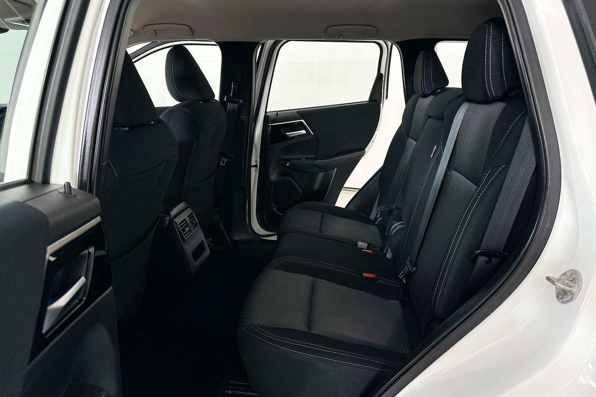 2023 Mitsubishi OUTLANDER ES 7 SEAT (2WD) ZM MY23