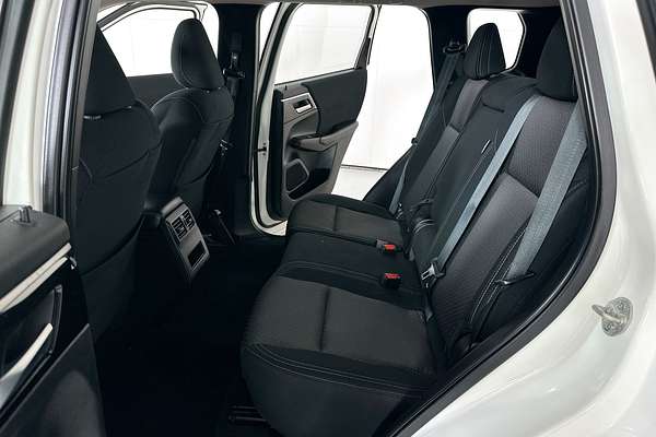 2023 Mitsubishi OUTLANDER ES 7 SEAT (2WD) ZM MY23