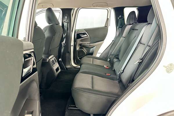 2023 Mitsubishi OUTLANDER LS 7 SEAT (2WD) ZM MY23
