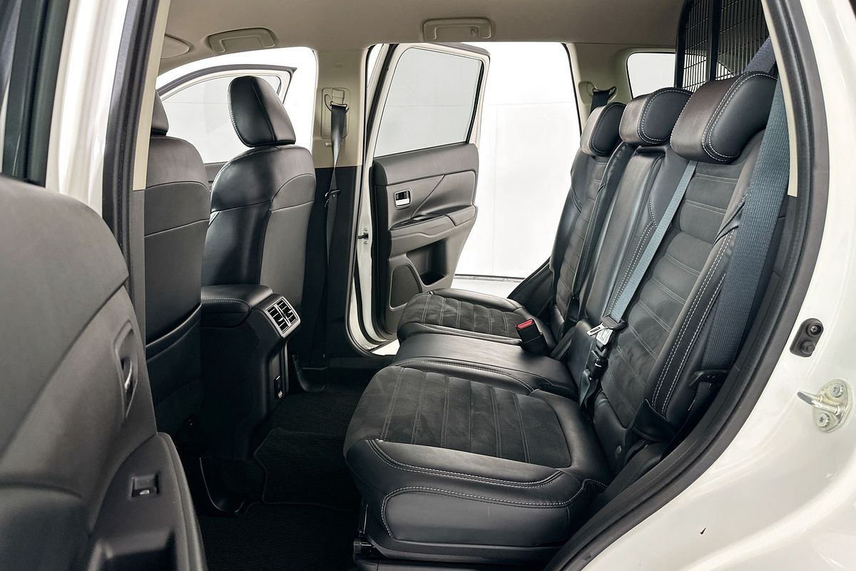 2021 Mitsubishi OUTLANDER LS 7 SEAT (2WD) ZL MY21