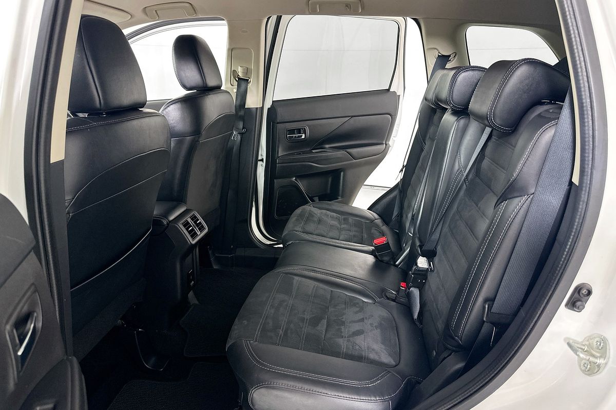 2020 Mitsubishi OUTLANDER LS 7 SEAT (2WD) ZL MY20