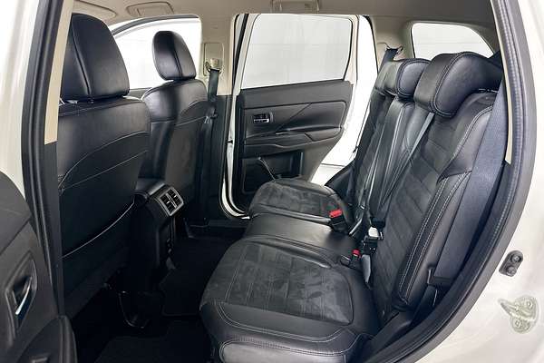 2020 Mitsubishi OUTLANDER LS 7 SEAT (2WD) ZL MY20