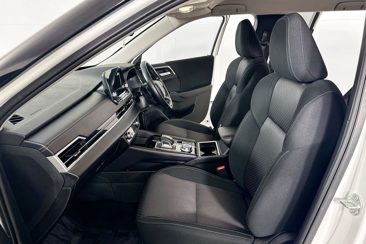 2024 Mitsubishi OUTLANDER LS 7 SEAT (2WD) ZM MY24