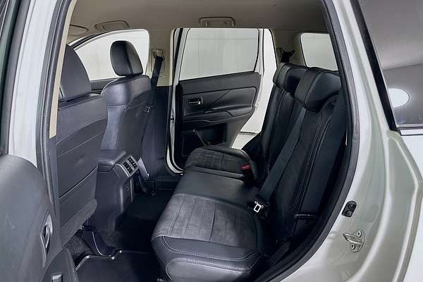 2018 Mitsubishi OUTLANDER LS 7 SEAT (AWD) ZL MY19
