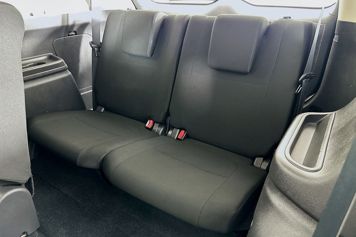 2021 Mitsubishi OUTLANDER ES 7 SEAT (AWD) ZL MY21