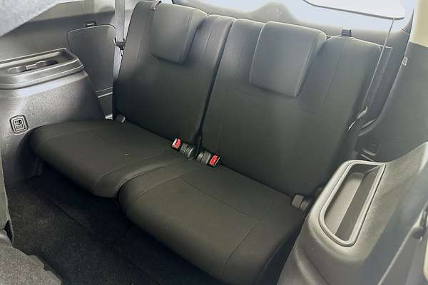 2021 Mitsubishi OUTLANDER ES 7 SEAT (2WD) ZL MY21