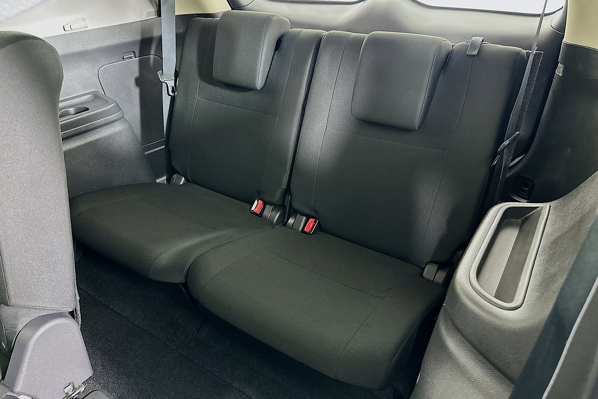 2021 Mitsubishi OUTLANDER ES 7 SEAT (2WD) ZL MY21