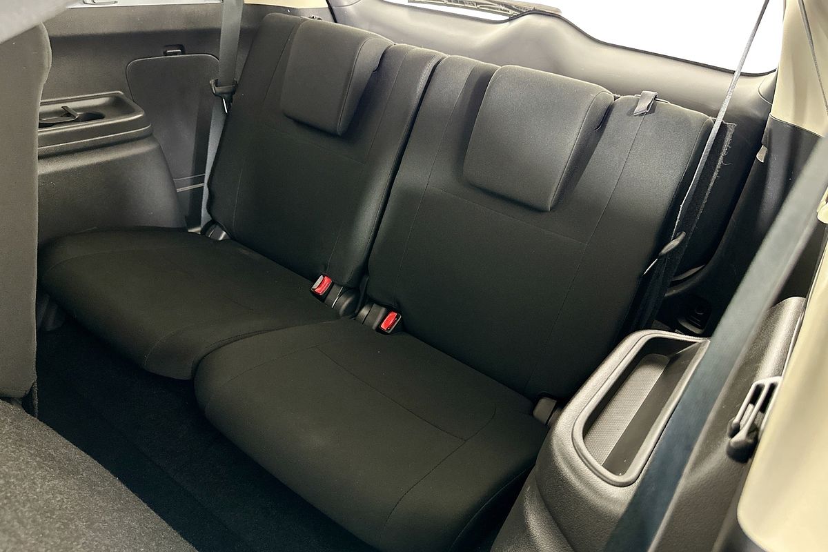 2021 Mitsubishi OUTLANDER ES 7 SEAT (2WD) ZL MY21