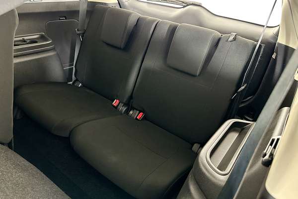 2021 Mitsubishi OUTLANDER ES 7 SEAT (2WD) ZL MY21
