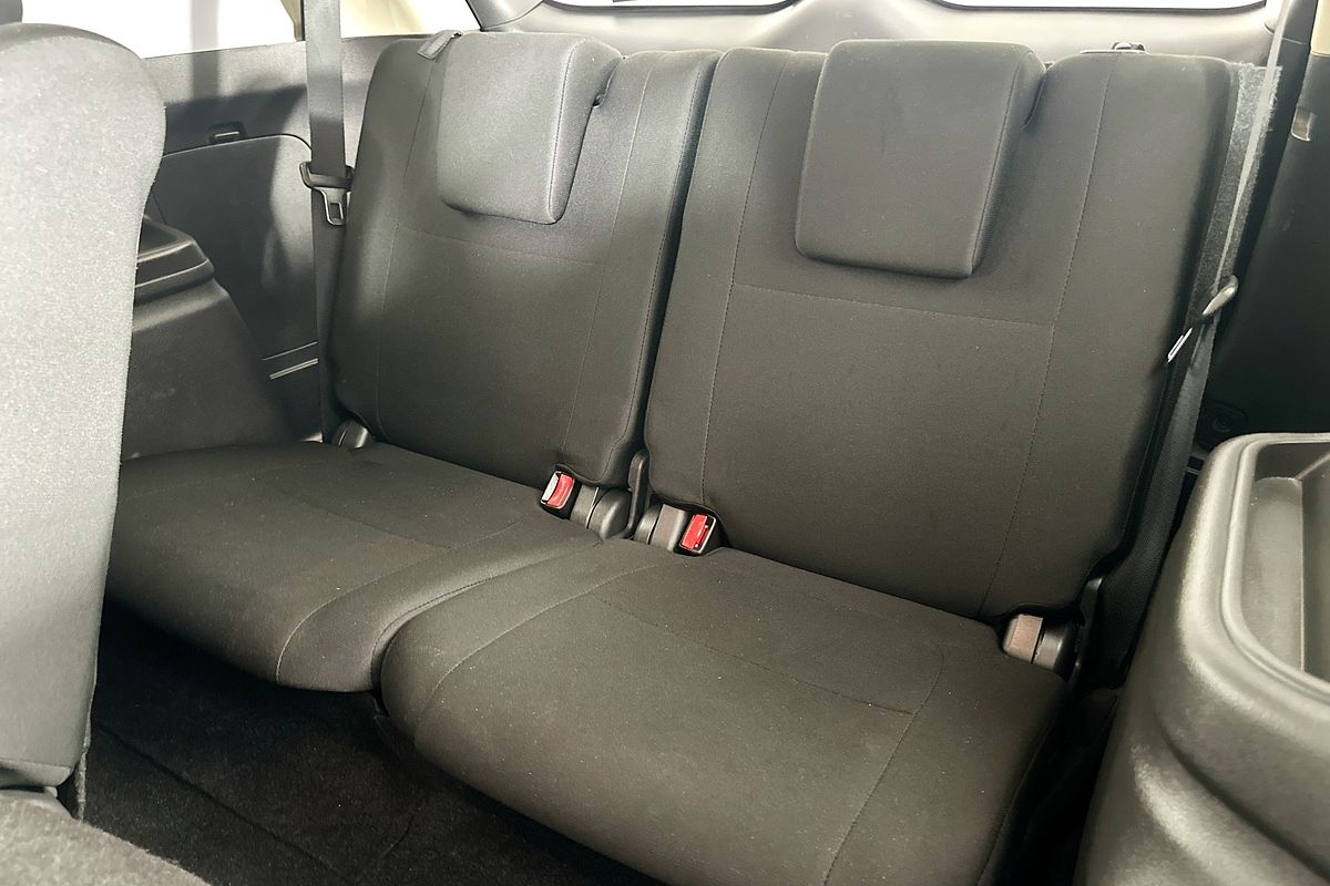 2021 Mitsubishi OUTLANDER ES 7 SEAT (2WD) ZL MY21