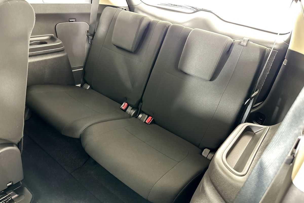 2021 Mitsubishi OUTLANDER ES 7 SEAT (2WD) ZL MY21