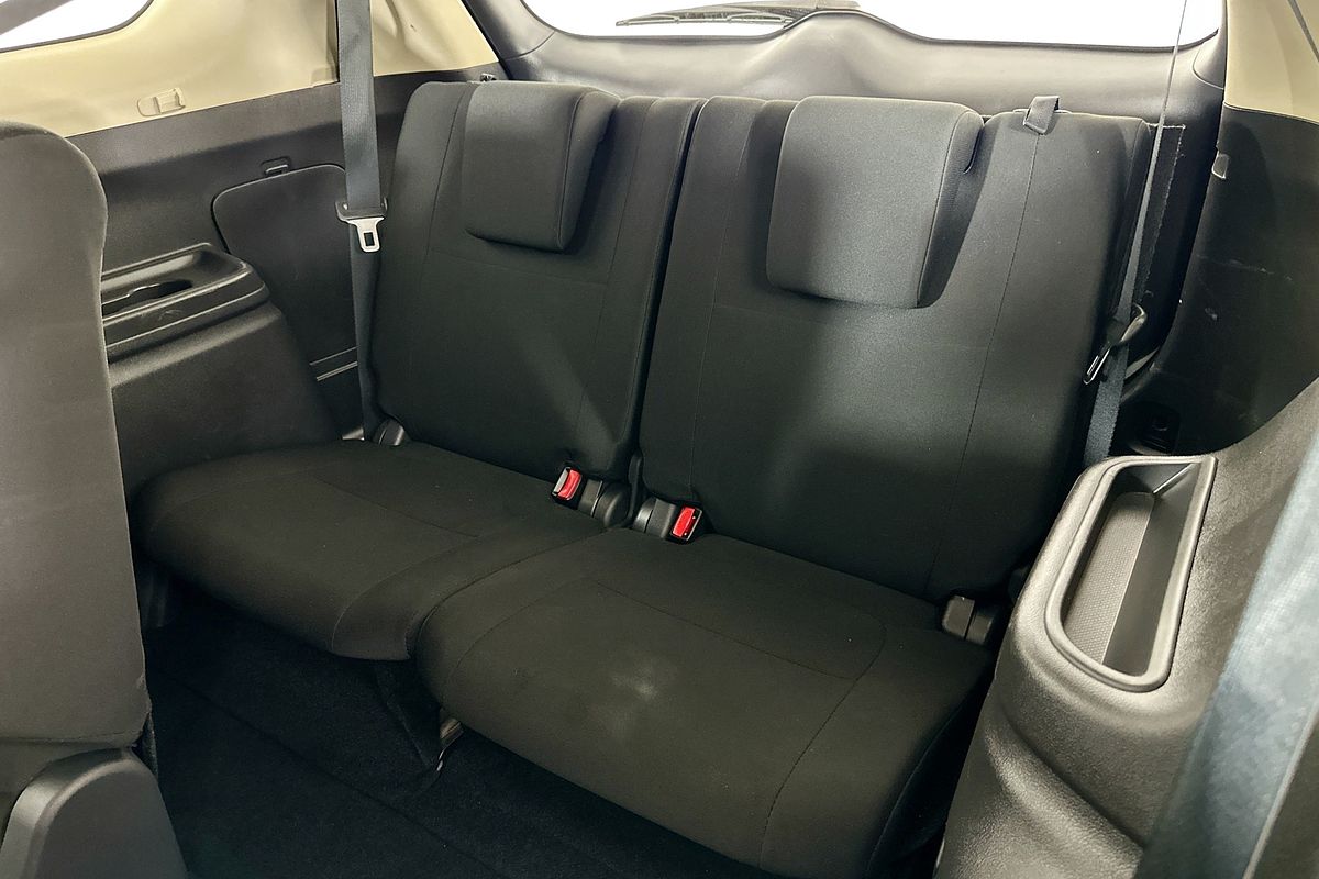2021 Mitsubishi OUTLANDER ES 7 SEAT (2WD) ZL MY21