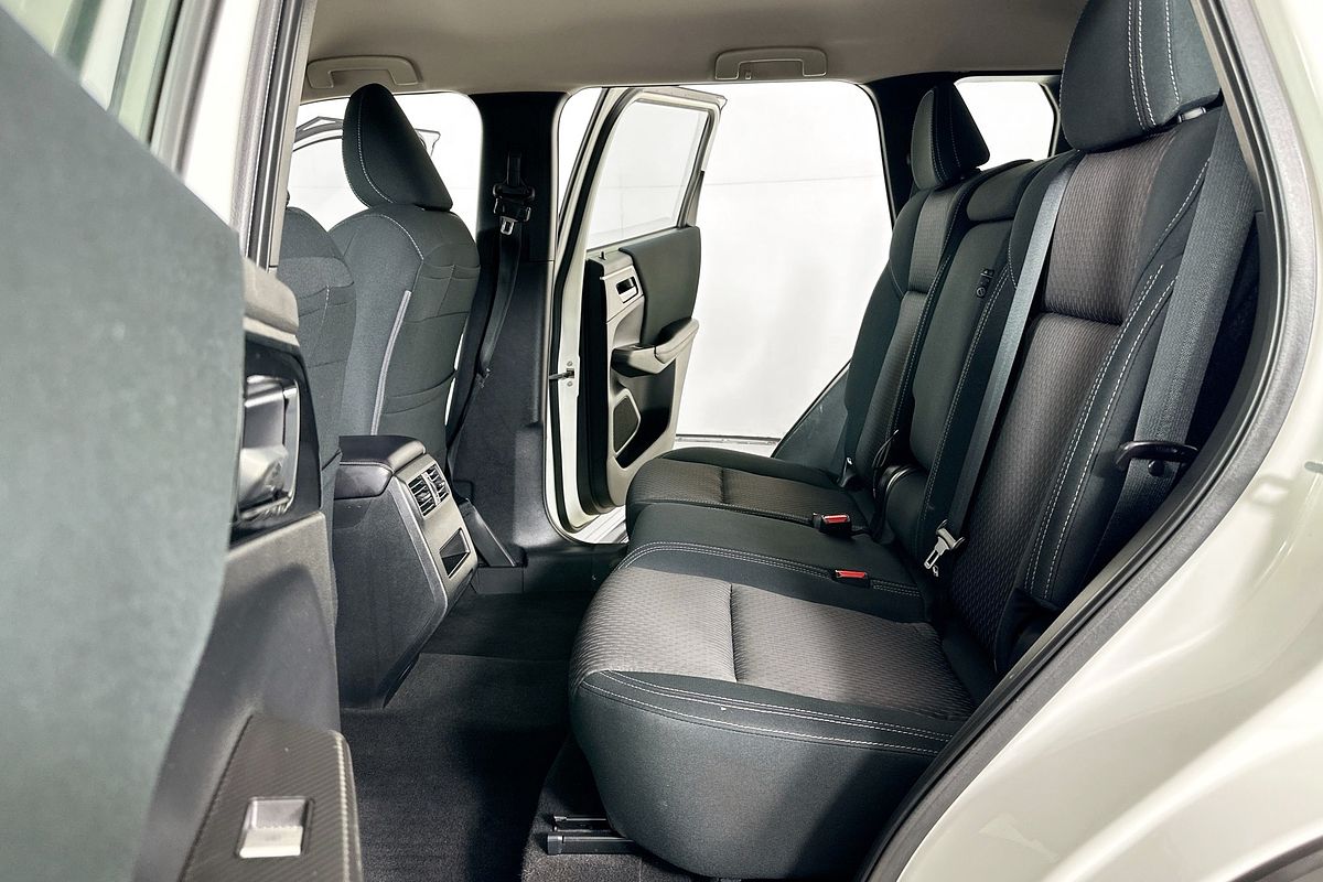 2021 Mitsubishi OUTLANDER ES 7 SEAT (2WD) ZM MY22