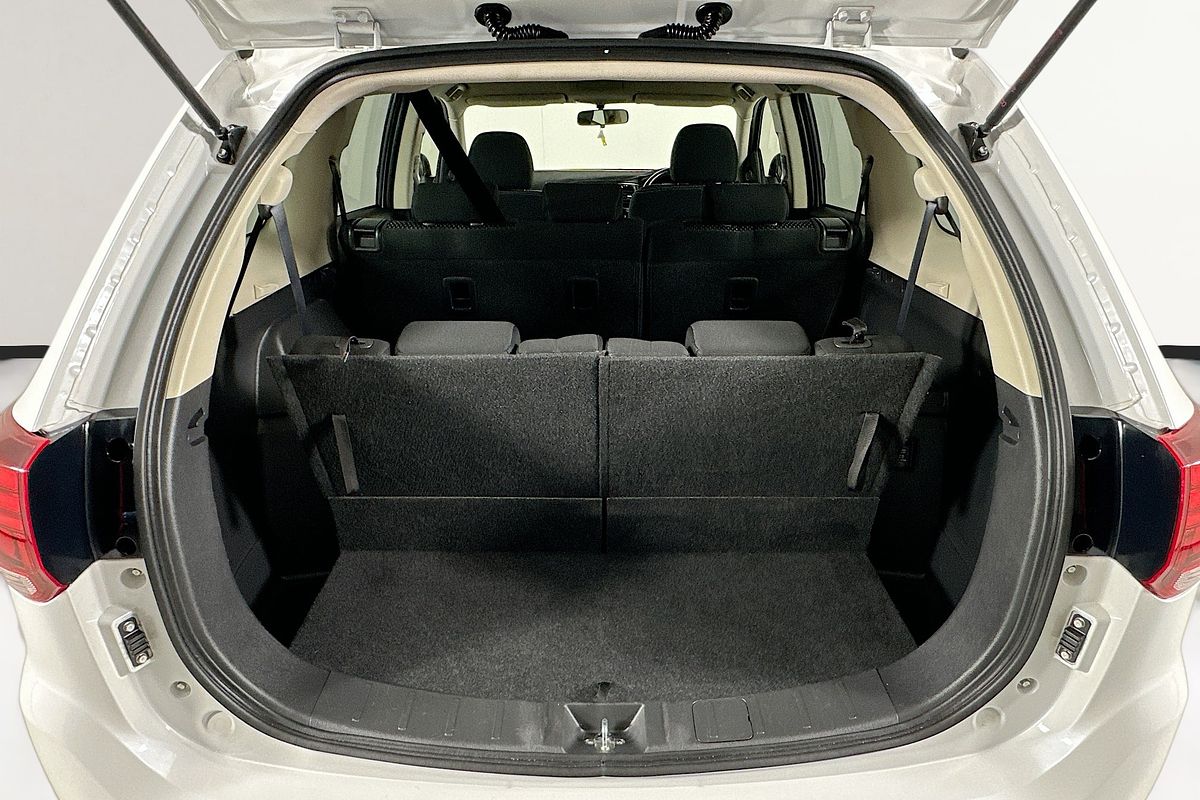 2017 Mitsubishi OUTLANDER LS (4x2) ZK MY17