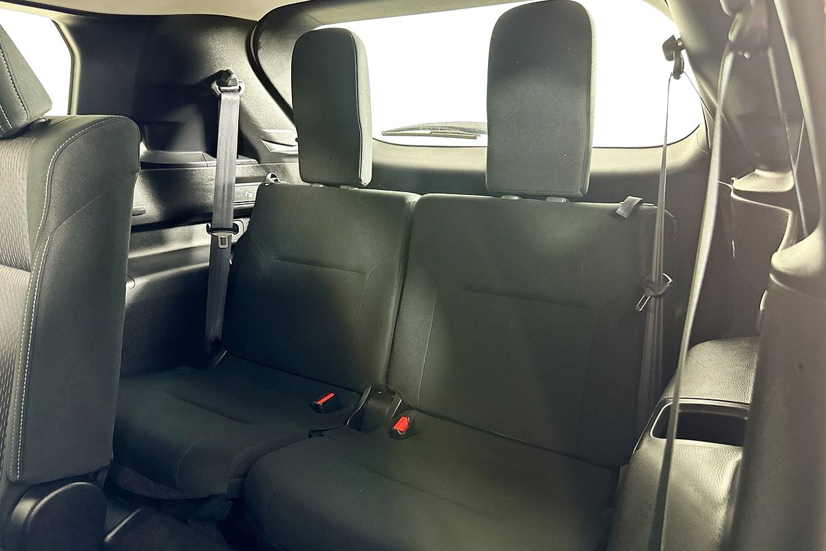 2024 Mitsubishi OUTLANDER ES 7 SEAT (2WD) ZM MY24