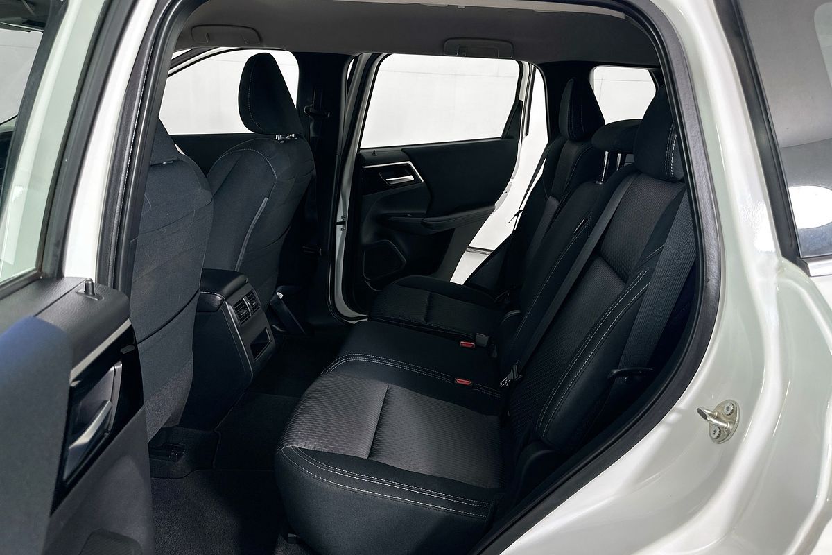 2022 Mitsubishi OUTLANDER ES 7 SEAT (2WD) ZM MY22