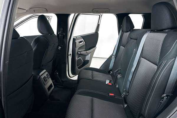 2022 Mitsubishi OUTLANDER ES 7 SEAT (2WD) ZM MY22