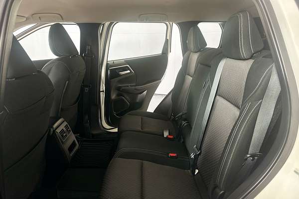 2022 Mitsubishi OUTLANDER ES 7 SEAT (2WD) ZM MY22.5