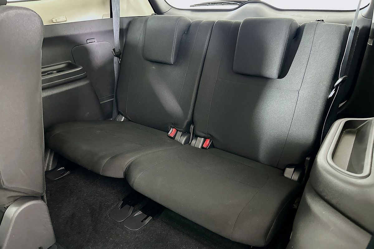 2016 Mitsubishi OUTLANDER LS SAFETY PACK (4x4) 7 SEATS ZK MY17