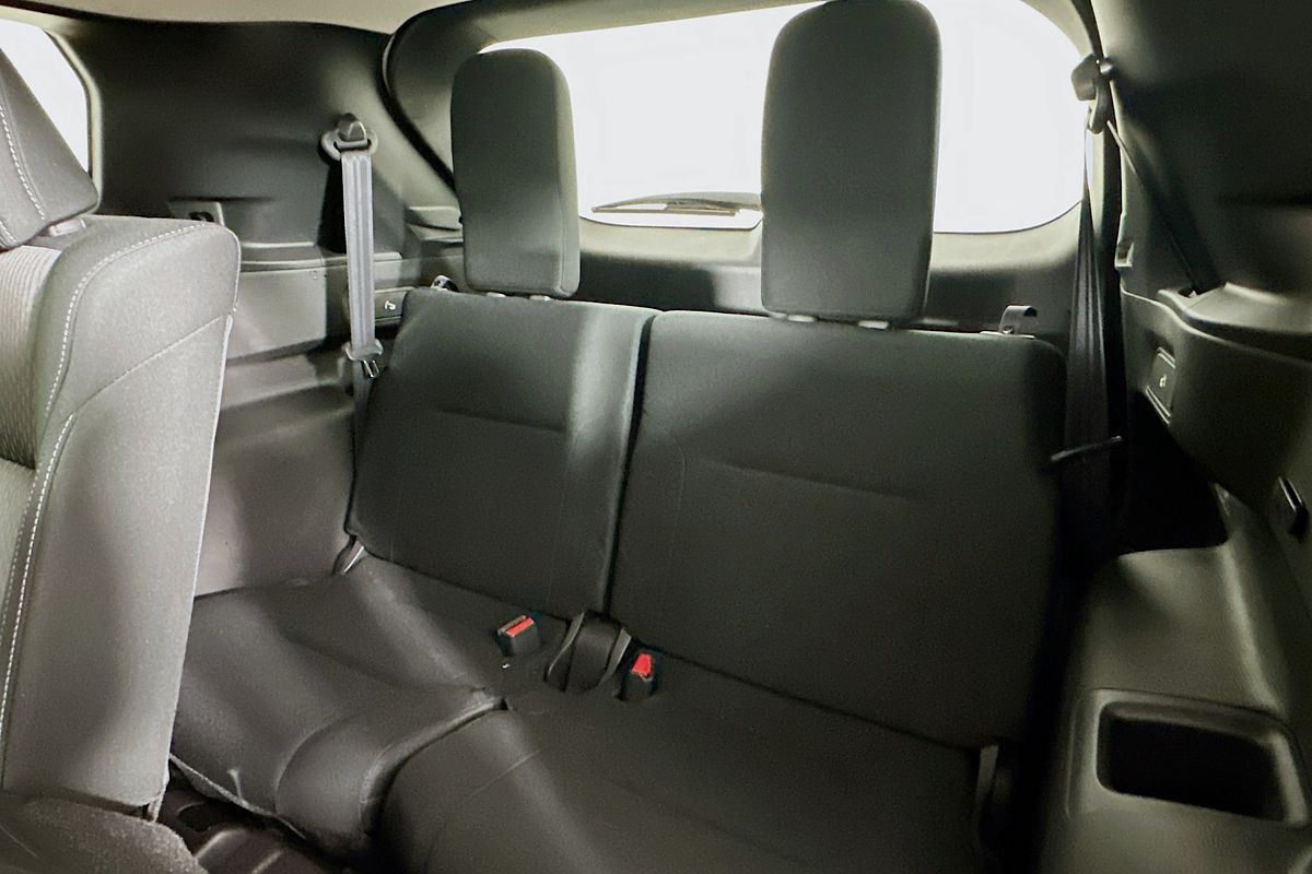 2024 Mitsubishi OUTLANDER LS 7 SEAT (2WD) ZM MY24