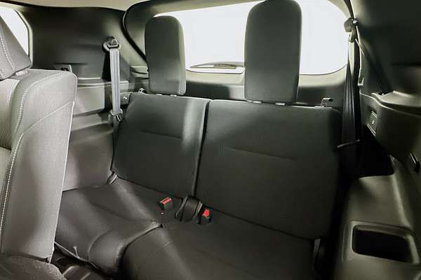 2024 Mitsubishi OUTLANDER LS 7 SEAT (2WD) ZM MY24