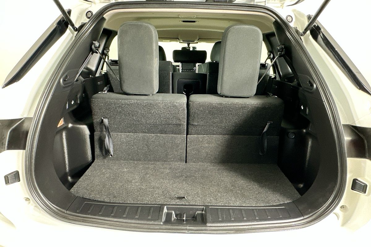 2023 Mitsubishi OUTLANDER ES 7 SEAT (2WD) ZM MY23