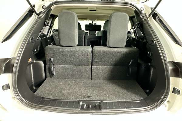 2023 Mitsubishi OUTLANDER ES 7 SEAT (2WD) ZM MY23