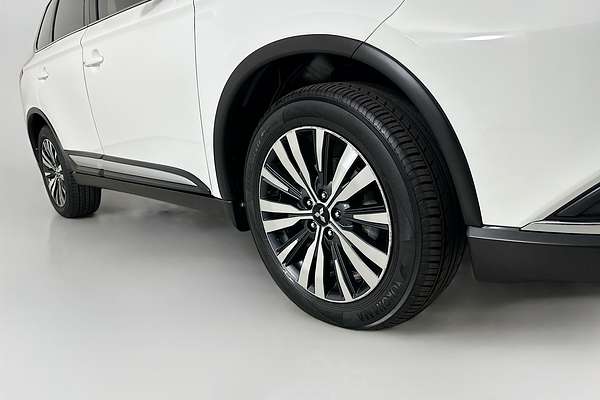 2021 Mitsubishi OUTLANDER LS 7 SEAT (2WD) ZL MY21