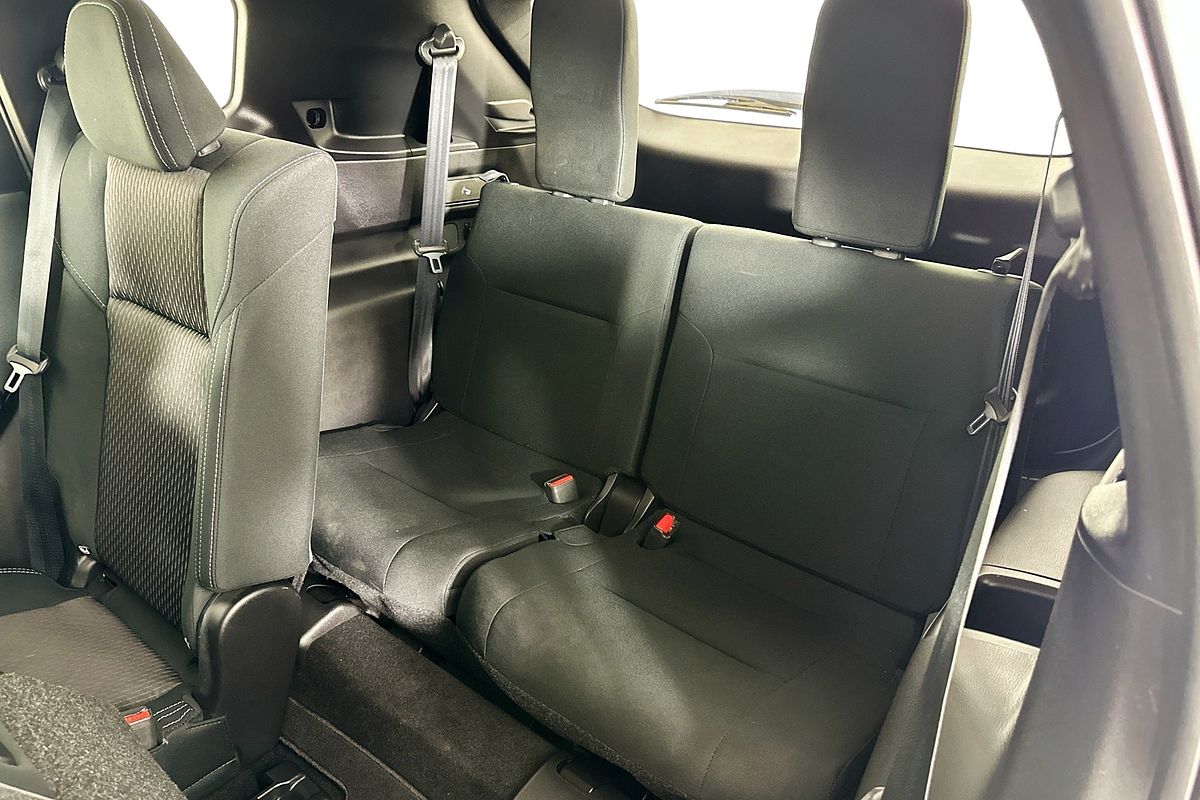 2022 Mitsubishi OUTLANDER ES 7 SEAT (2WD) ZM MY22.5