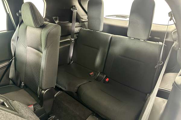 2022 Mitsubishi OUTLANDER ES 7 SEAT (2WD) ZM MY22.5