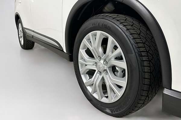 2021 Mitsubishi OUTLANDER ES 7 SEAT (AWD) ZL MY21